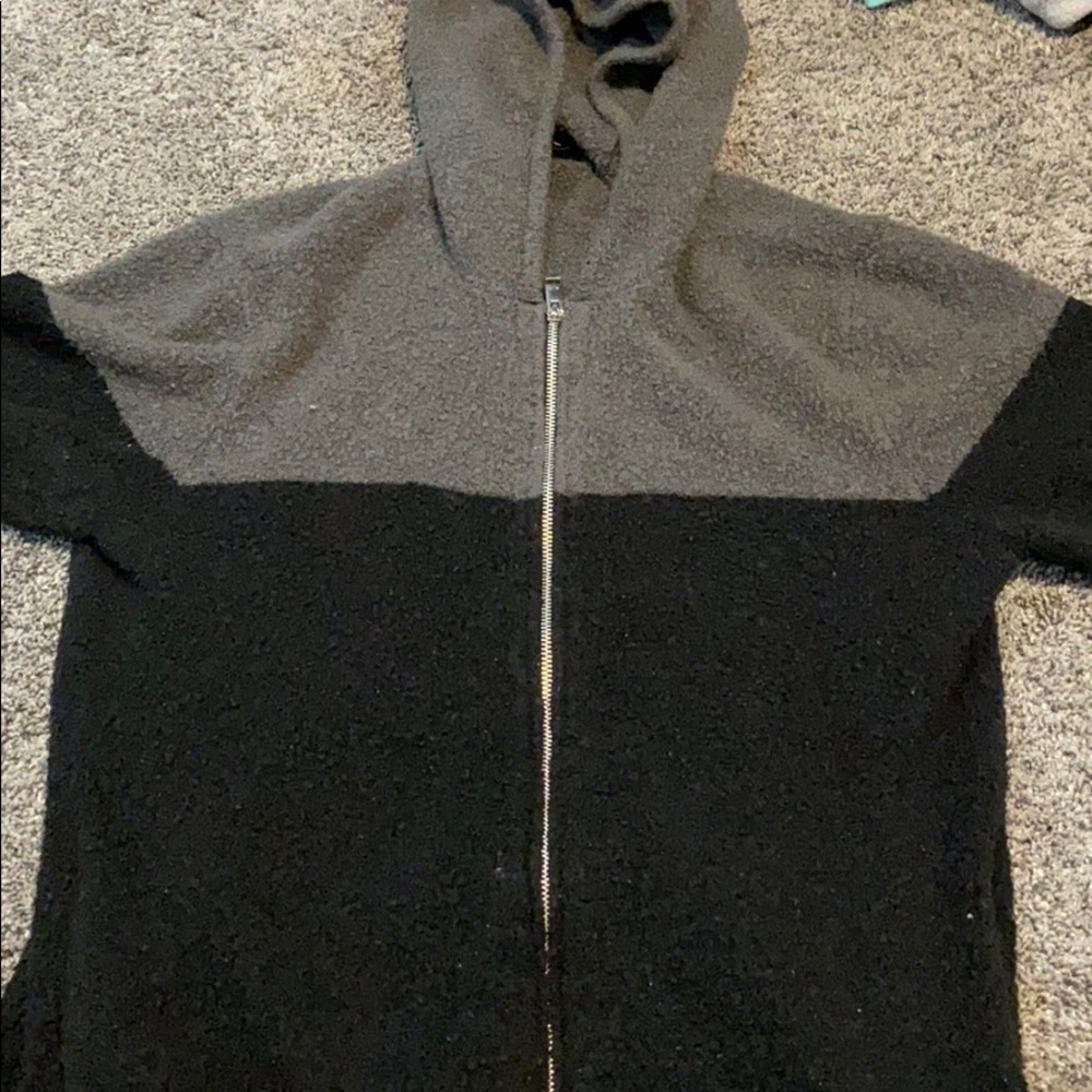 Zip up